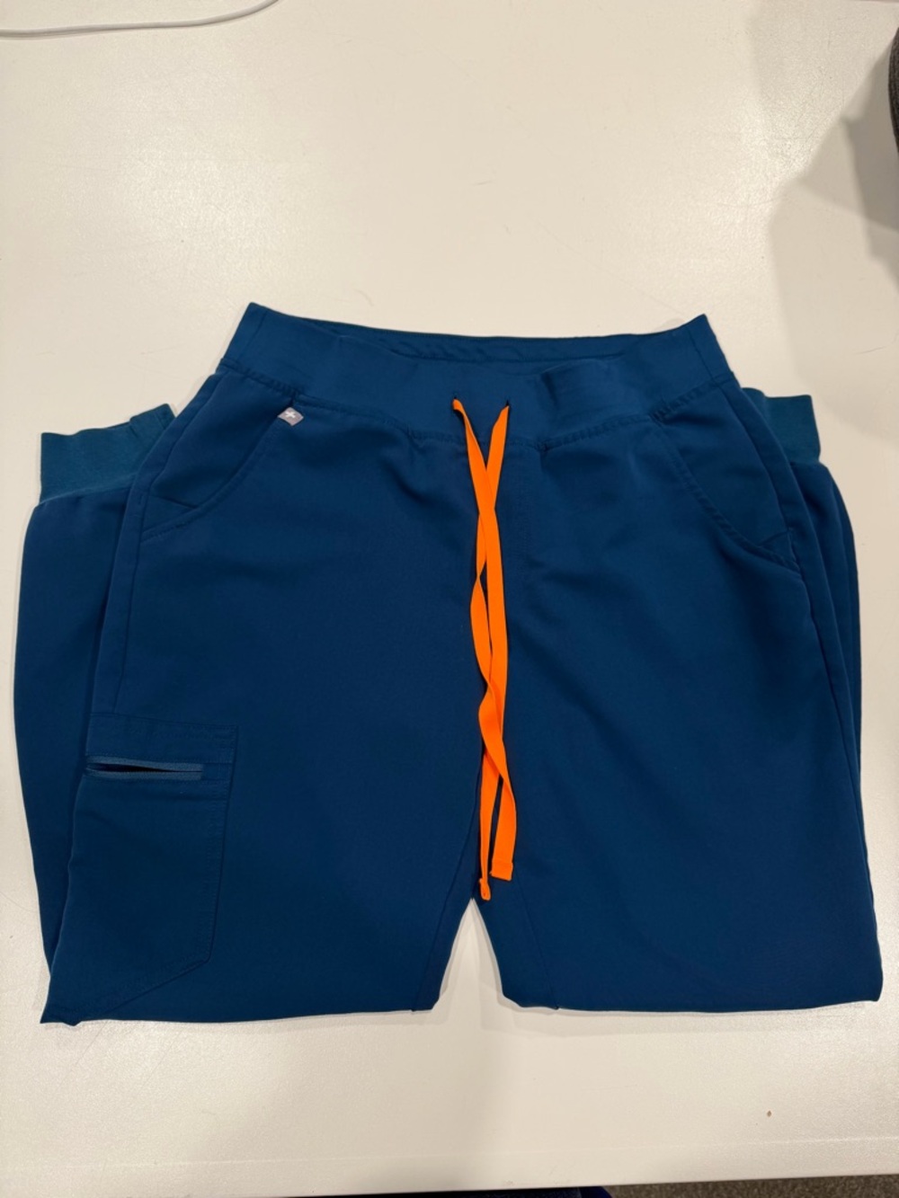 Figs Deep Reef Zamora Scrub Pants with Orange Drawstring - Picture 2 of 4